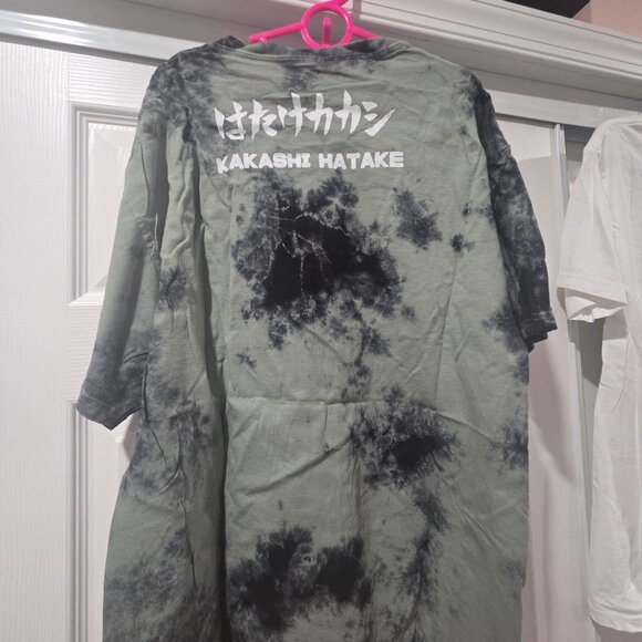 4 Anime T-shirts - Picture 11 of 12